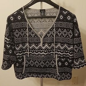 ❣️Rue 21 Aztec Pattern/Boho Sweater❣️